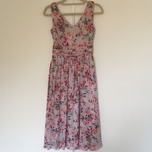 Dress Barn Floral Midi dress Size 4